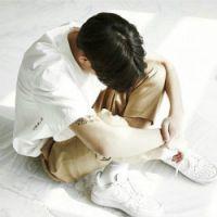 一席倾城。 等一个人太久就会忘记