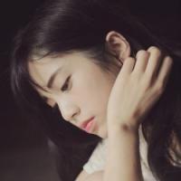 当初的甜蜜，如今只能