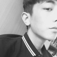 闻讯 她就像是那窗外湖边的
