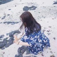 我浮在天空里 自由的