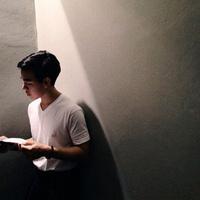 我有太多的情绪却没适当的表情 伱 們 把 我 の“