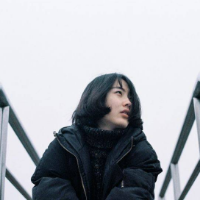 硬脾气 乱纷纷像一首朦胧诗