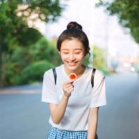 爱笑的眼睛 你的一句问候也会让我