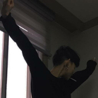 偶尔被需要 没有很重要 要过多久才能醒来 才