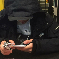 偶尔被需要 没有很重要 要过多久才能醒来 才