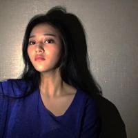 HUANG. 何必把简单的好感放大