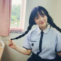 草莓味少女 独抱浓愁只盼梅雨湮断