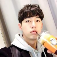 简讯 谁能陪我走过余生大难