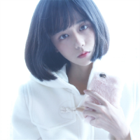 往事匿于风。 世界如此美妙，我却如