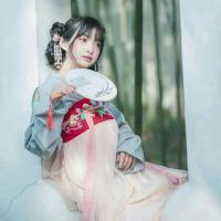 往事匿于风。 烦躁的连自己都知道该