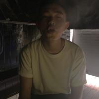 涩眼 我在你看不见的地方想