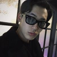 涩眼 我在你看不见的地方想