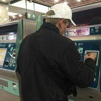 给你一个家 愿微风不燥你眼角.