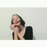 撩妹大队长！ 至少在你身边的人不是