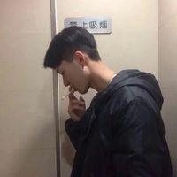 怎么看我都不像一个令人安心的存在. 好听的歌不怕老 值得