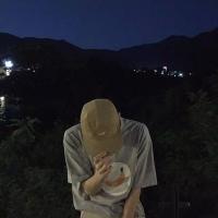 向北. 别人说你变了 是因为