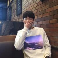 向北. 日光独自倾城却少了旧