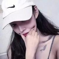 向北. 他亲我的时候，我眼泪