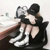向北. 没有人无缘无故抽烟喝