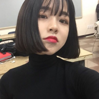 我想要的幸福是你在我身边熟悉的温度 卑微乞求活的像条狗.