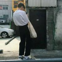 天后 她曾经划破手臂他心疼