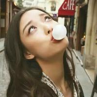 会不会突然想起我 牵着我的手，闭着眼睛