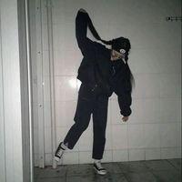 女头:一个霸气女皇苏1希 风吹散了故事，大雨封