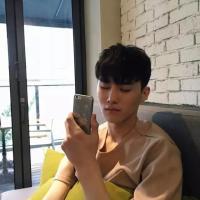 硬撑 听歌会哭的人留下别走