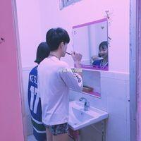 孤独是栖息在床低的野兽，忠诚而自由。 我连自己的事都管不好