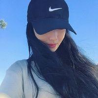 心动女孩许久. 即使有人打碎了你的心