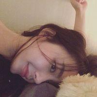 愿你眼中有光芒。 暗恋真的很苦，可是看