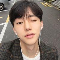 痴情的人总是又聋又哑又瞎 总是会各种理由安慰自