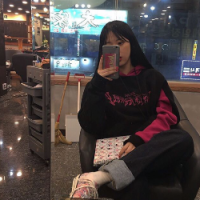 你有多余的耳机吗 害怕自己越来越认真而