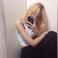 你有多余的耳机吗 害怕自己越来越认真而