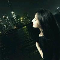 她说孤独会开花. 那些不被了解和过度心