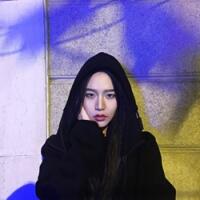你来迟了 望满身伤痕，才明白即