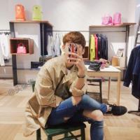 “年少时不能遇到太惊艳的人” 时间会让我们习惯了痛