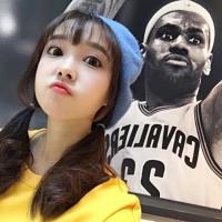 巭孬嫑莪の玩网女头 过去被翻阅，瞬间才明