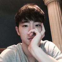 闻讯 一个人身边没有人，就