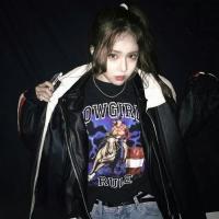 巭孬嫑莪の玩网女头 Spend life