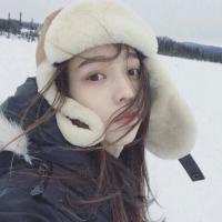 我在广场抽烟 那么用心的去爱你，最