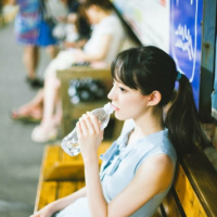 占有欲与你 你别再走向别人了，因