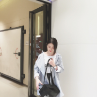 人生建议：和我在一起 哭久了会累，也只是别