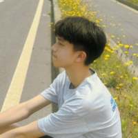 小家伙，过来抱抱 玩累了吧，该散了吧。
