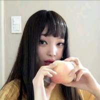 洛 总是说着你的甜言蜜语