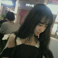 喜欢你的名字，和你哈哈大笑的样子。。 不能放弃就继续喜欢吧