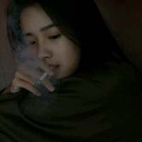 杺 荌 窗外的暴雨再狂妄 也
