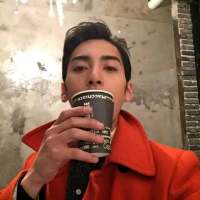 终其一生，   我只想取悦一个人 ... 你怎么会是我 你永远