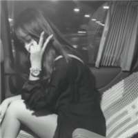 “你瞎啊，她再坚强也是女孩 你不曾给我一次回眸，