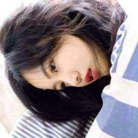 勉为其难 看，我还在笑，眼泪还